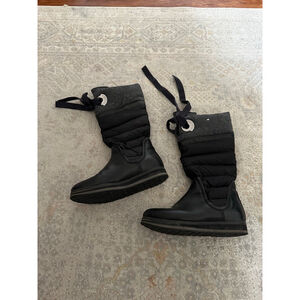Women's Moncler Black Gray Winter Boots Size 36
